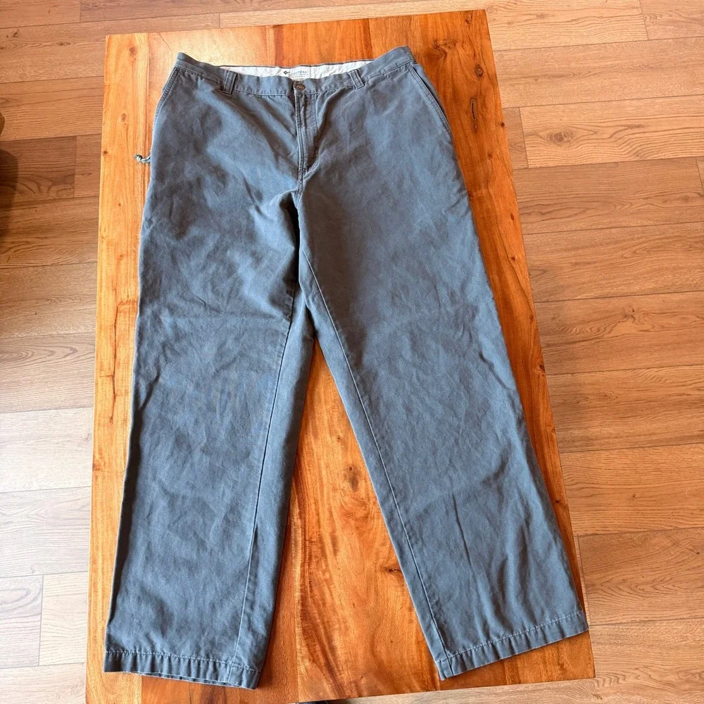 Columbia Men's Gray Vintage‎ Cargo Pants Size 38x32